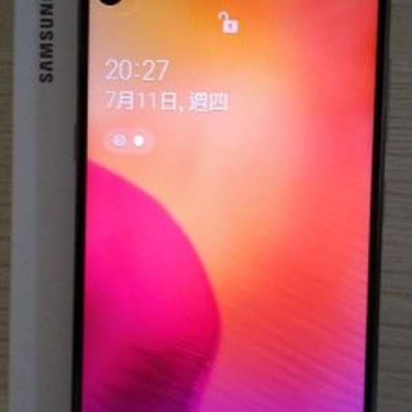 9成5新行貨Samsung A8S，6+128G，有單行保2020年3月，全部功能正常，全套配件齊