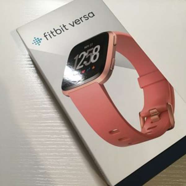 Fitbit versa 有花粉紅色女仔戴 not lite version