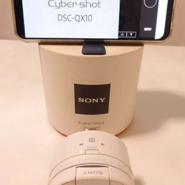 Sony Cyber-shot DSC-QX10