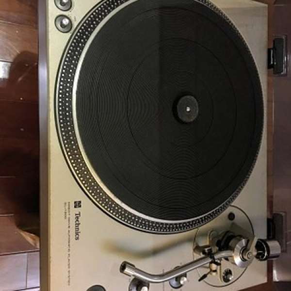 Technics SL-1300 黑膠唱盤