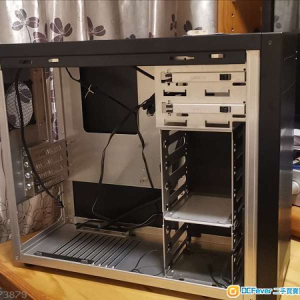 聯力lian Li Pc 1 Micro Atx 全鋁機箱 Dcfever Com