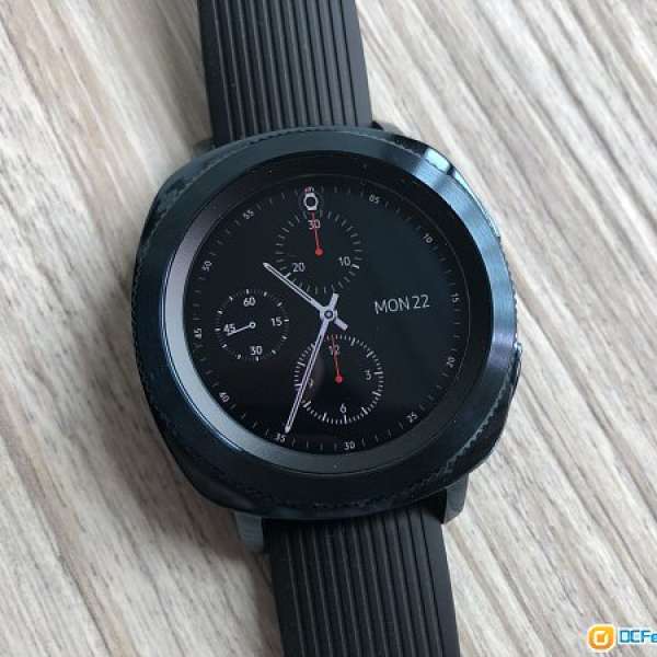 Samsung Gear Sport (Not Samsung galaxy watch/Apple I Watch)