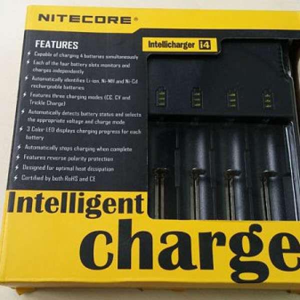 Nitecore Intellicharger i4