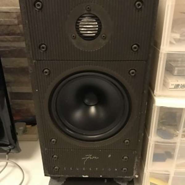 Celestion 700 speakers one pair 二手或全新揚聲器, 影音產品