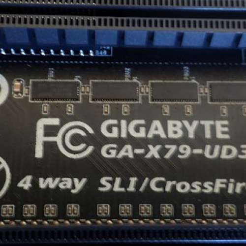 (新淨 X79) GIGABYTE X79-UD3主板連背板送Xeon E5-2609 CPU (運作正常 )