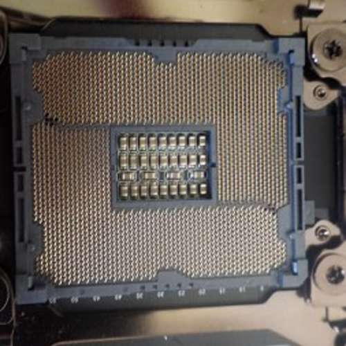 (新淨 X79) GIGABYTE X79-UD3主板連背板送Xeon E5-2609 CPU (運作正常 )