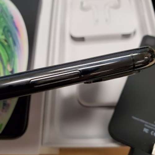 iPhone XS Max 64GB 黑色 香港行貨 有保養