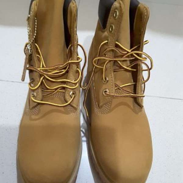 Timberland 全新經典 boots