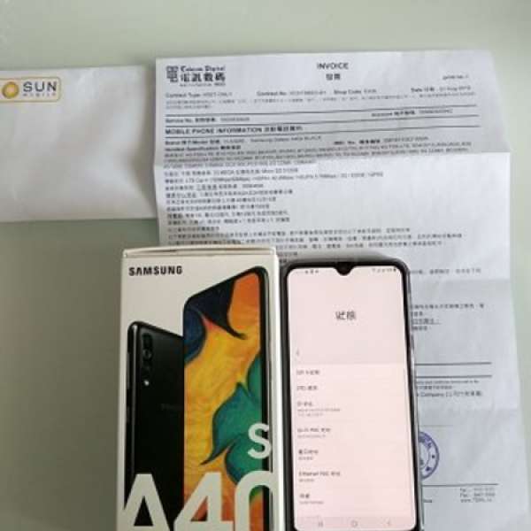 *出售90%新samsung A40s 黑色行貨