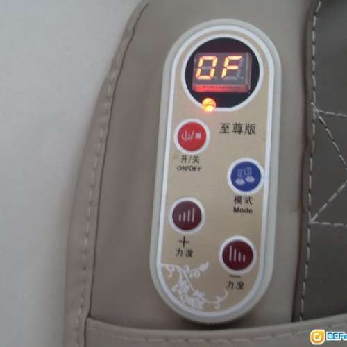 全新敲敲樂頸肩背 頸肩按摩器 $200