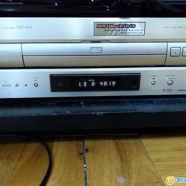 Pioneer DVL-909 （可用零件機）