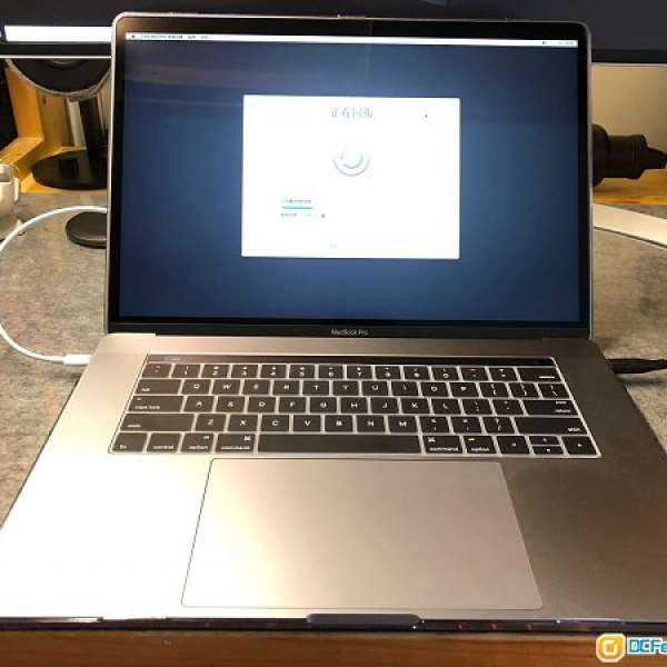 99.9% new 不議價！行貨 Apple MacBook Pro 2018 15 吋 i7 2.6 ghz 512gb 太空灰