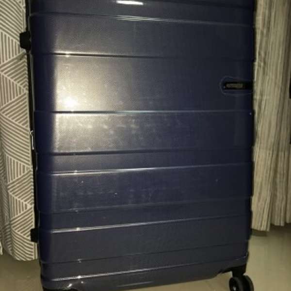 American tourister hs mv+ deluxe spinner 79cm exp clearance