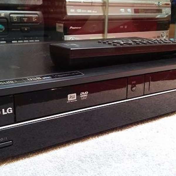 韓國名廠LG VCR+DVD 兩合一錄影機(VCR & DVD可互錄)