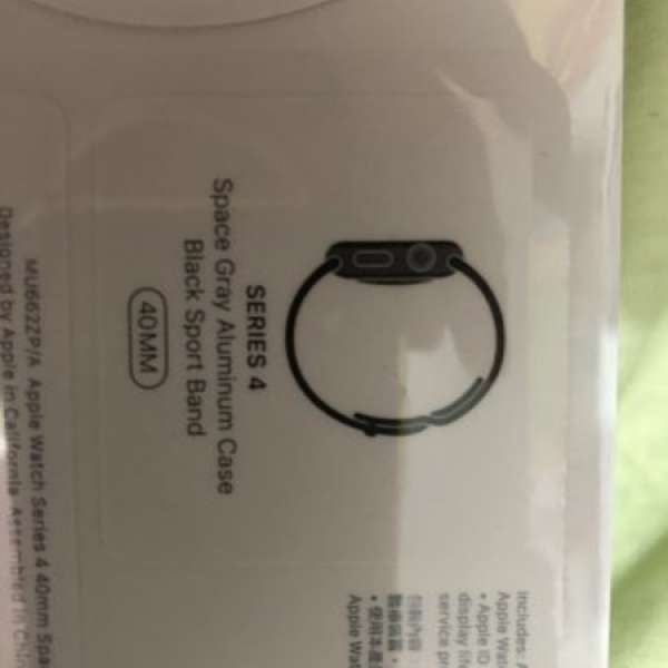 全新未拆包裝apple watch 第4代 40mm(GPS版）2500元