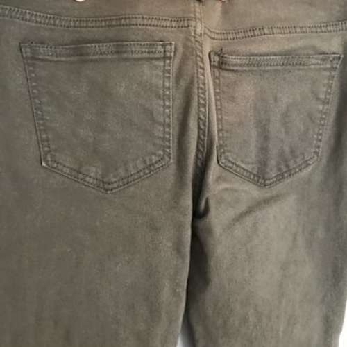 (二手) Super Slim Fit 軍綠色 100%韓國長褲 L Size 適合約180cm高 30腰圍