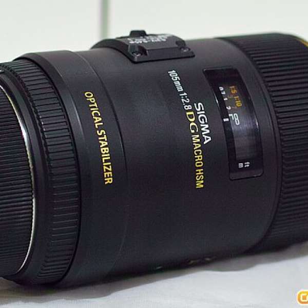 Sigma MACRO 105mm F2.8 EX DG HSM OS 95% new  FOR canon