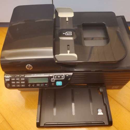 HP Officejet 4500 多功能打印機 跟黑色&彩色墨盒