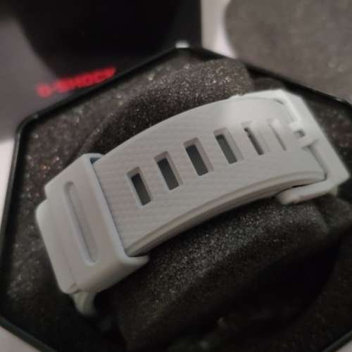 Casio 白色 GA 2000S - 1A 全新全套