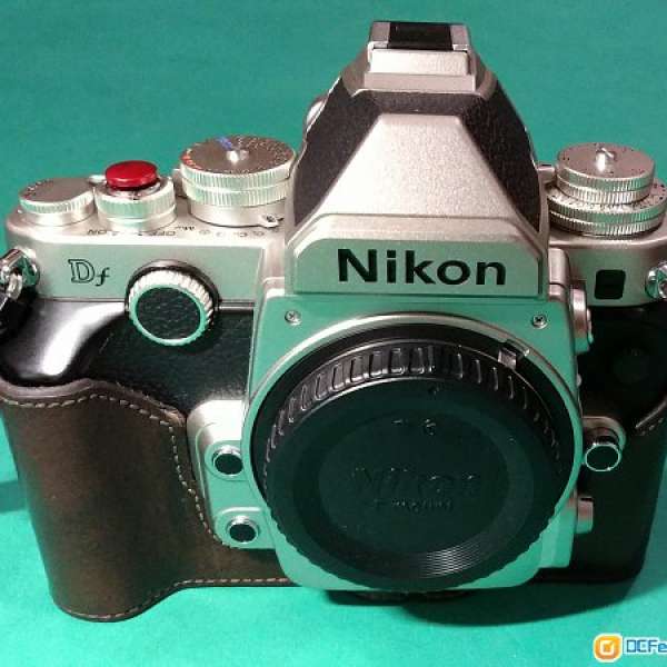 Nikon Df 連 GARIZ 皮套