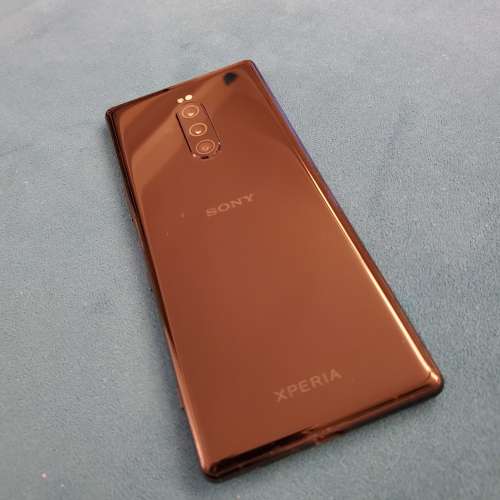 Xperia 1 黑色,99% new, 7月衛訊行貨。