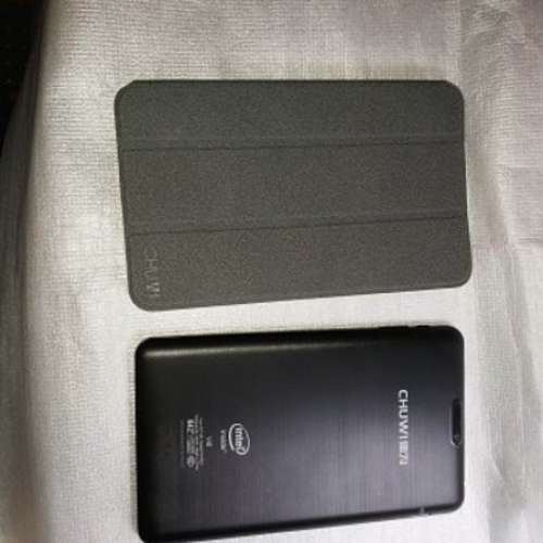 二手馳為 Chuwi Vi8 單系統