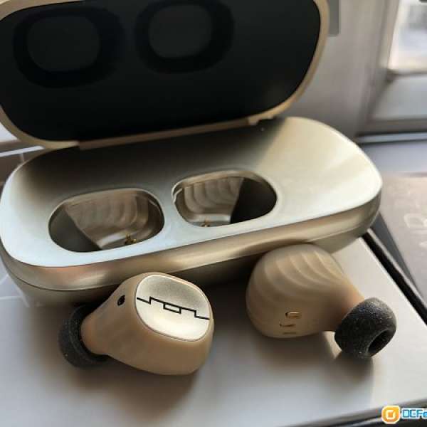 SOL REPUBLIC Complete Wireless Earbuds AMPS AIR2.0