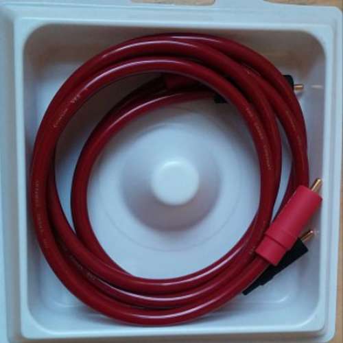 Chord Crimson VEE 3 stereo RCA interconnect Cable