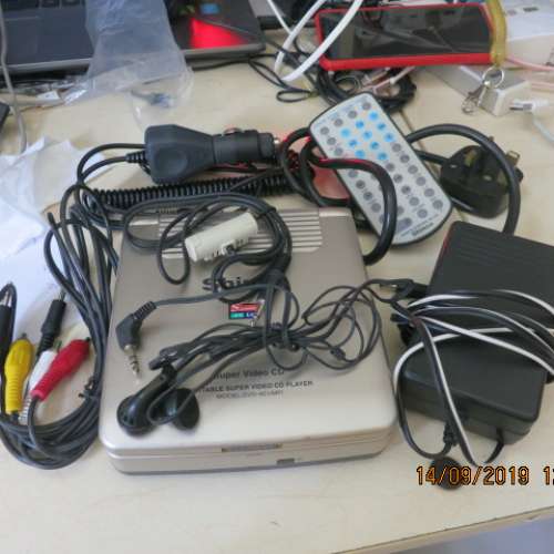 新科Shinco SVD-951(MP)  SUPER VCD PORTABLE MINI PLAYER (不是DVD機)