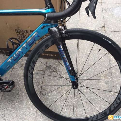 2019-TW-T10-PRO-22速碳纖維公路車-$4980/$5980送水架前後蛙燈