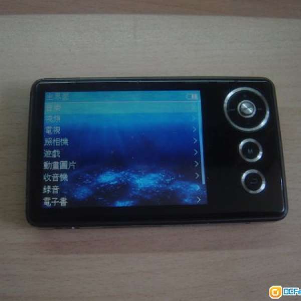 AINOL P100 8GB MP3 PLAYER,只售HK$100(不議價,請看描述)