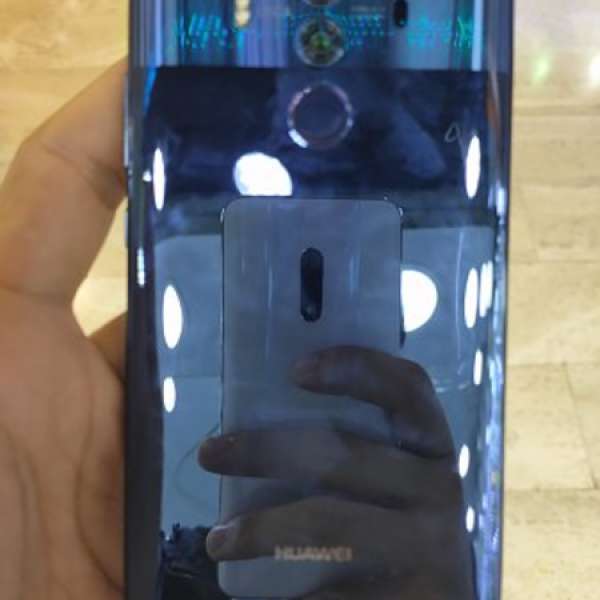 99%新Huawei Mate10Pro港行完保藍色6+128