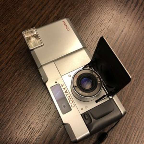 Contax T with flash set sonar 38mm f2.8 *T