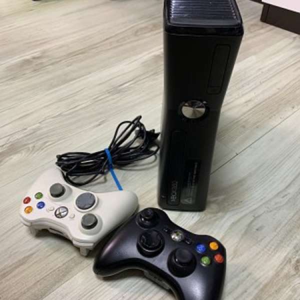 Xbox 360 250G 連26 隻games