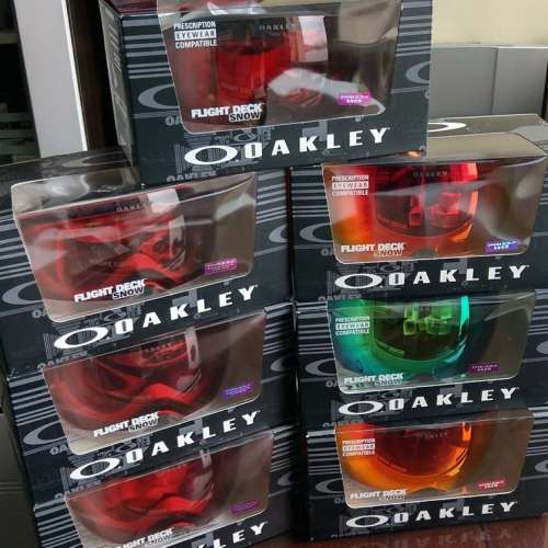 Oakley 全新 snow goggle $450起