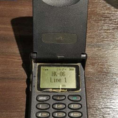 全正常 MOTOROLA STARTAC 手提電話,只售HK$350(不議價,請看貨品描述)