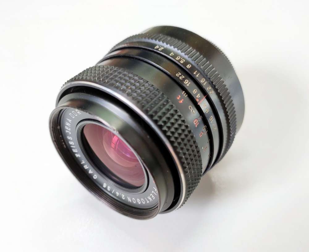 東蔡三寶之首- Carl Zeiss Jena Flektogon 紅MC 35mm f2.4 (M42 東蔡三寶之首- Carl Zeiss Jena Flektogon 紅MC 35mm f2.4 (M42