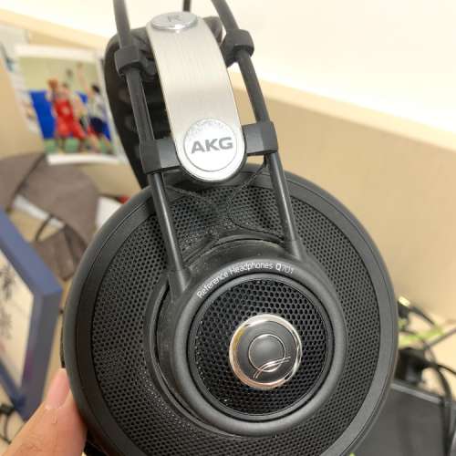 AKG Q701