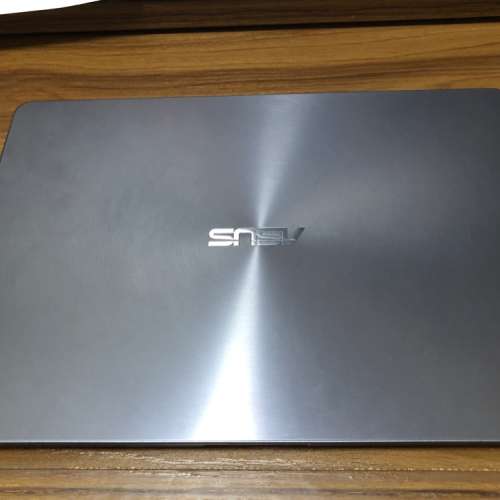 ASUS ZenBook UX430UA Ultrabook 95% 新