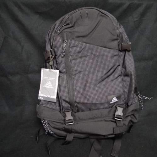 GREGORY MUIR 29 超多格好用BACKPACK 書包 黑色格仔 29 L