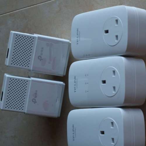 TP-LINK gigabit powerline / homeplug adaptor x 5