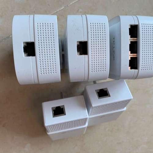 TP-LINK gigabit powerline / homeplug adaptor x 5