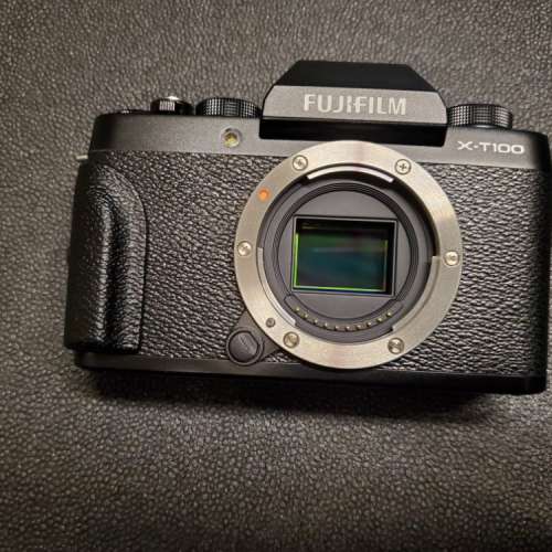 Fujifilm XT-100 Body
