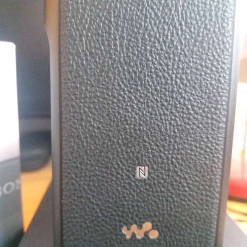 Sony WM1A (黑磚) 連Dignis深藍機套