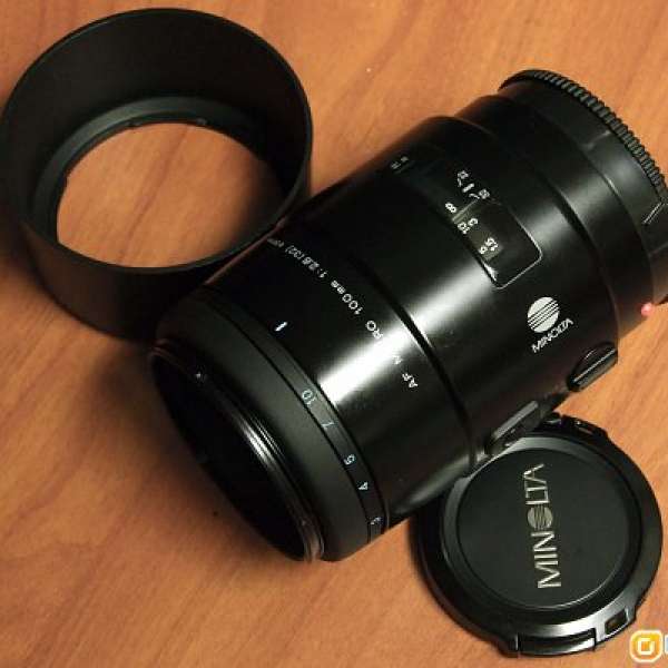 Minolta AF 100mm f/2.8 Macro 1 : 1 New A - mount Lens