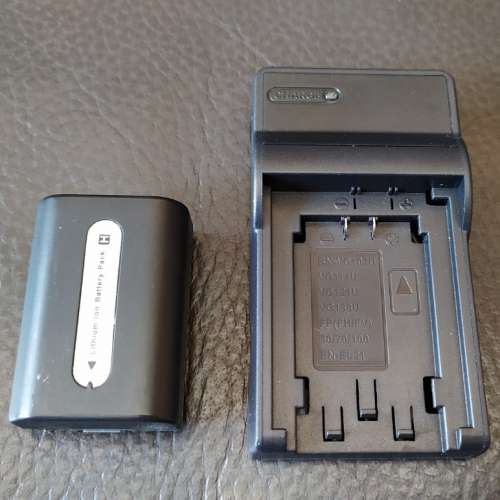 Sony NP-FH50 副廠電池加USB义座