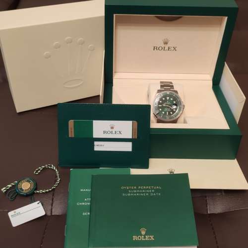 Rolex 116610LV (綠綠 66)  FullSet 全齊(相中物品) 12.5齊格  888行貨已落名, 2019...