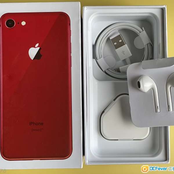 iPhone 8 256GB (Red) 99% new