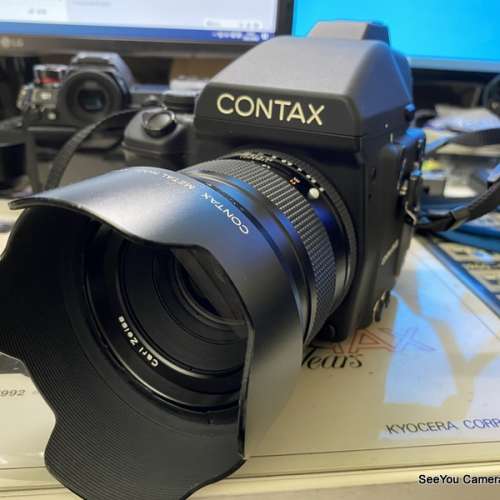 95% New Contax 645 AF Body + 80mm f/2 AF Lens Set