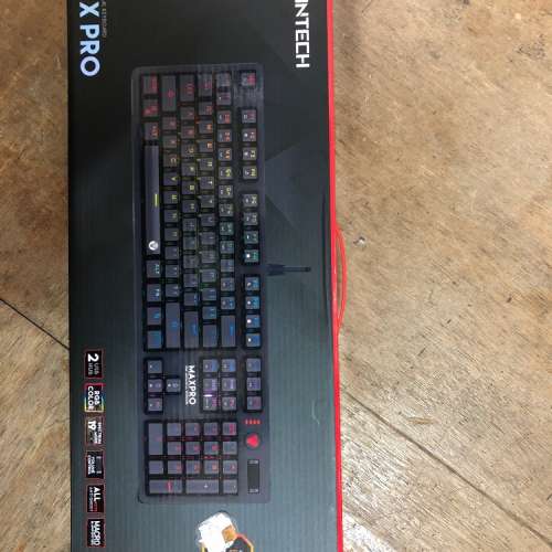 全新 FANTECH MAX PRO MK851 RGB MECHANICAL KEYBOARD